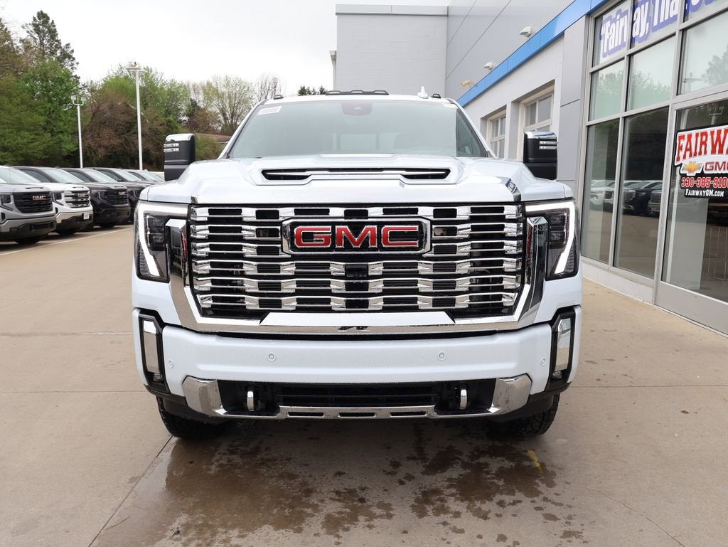 2026 GMC Sierra 2500 HD — detail view